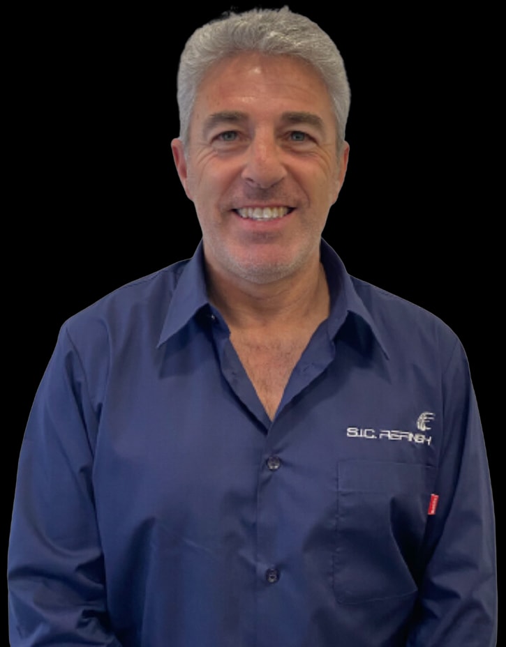 Carlos, gerente de SIC Refinish